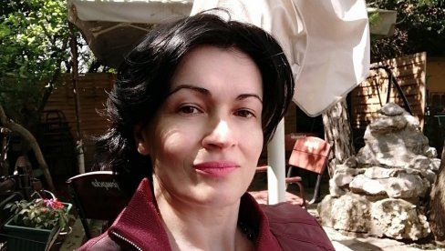 UBIO JE JER VIŠE NIJE HTELA DA BUDE SA NJIM: Ispovest brata i snaje Jasmine koja je ubijena u Bariču UBIO JE JER VIŠE NIJE HTELA DA BUDE SA NJIM: Ispovest brata i snaje Jasmine koja je ubijena u Bariču