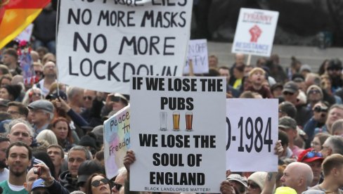 DEMONSTRACIJE U LONDONU: Protest protiv novih epidemioloških mera DEMONSTRACIJE U LONDONU: Protest protiv novih epidemioloških mera
