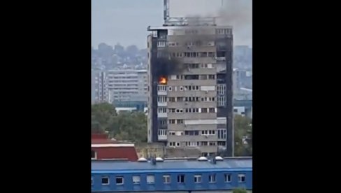 ПОЖАР НА НОВОМ БЕОГРАДУ: Гори стан на 11. спрату зграде (ВИДЕО) ПОЖАР НА НОВОМ БЕОГРАДУ: Гори стан на 11. спрату зграде (ВИДЕО)