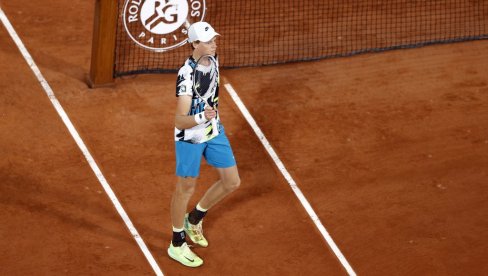 IZNENAĐENJE NA STARTU ROLAN GAROSA: Mladi Italijan eliminisao Davida Gofana IZNENAĐENJE NA STARTU ROLAN GAROSA: Mladi Italijan eliminisao Davida Gofana