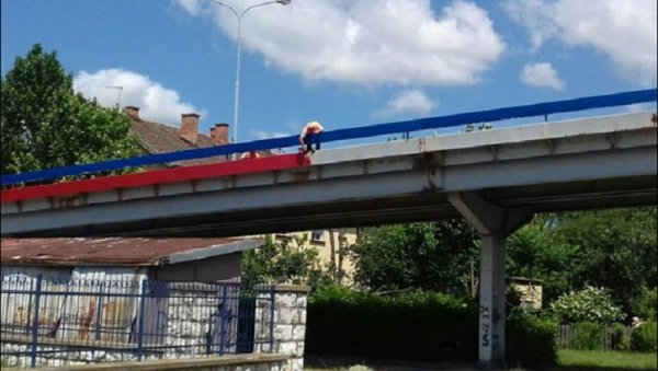 ОКОНЧАНА ЈАВНА НАБАВКА У КОСТОЛЦУ: „Иметак“ уклања дотрајали и оштећени ауто-мост ОКОНЧАНА ЈАВНА НАБАВКА У КОСТОЛЦУ: „Иметак“ уклања дотрајали и оштећени ауто-мост