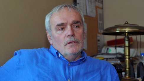 НЕВЕРОВАТНО: Слободан Ћустић има ШЕСТОРО деце - а ово је разлика између НАЈСТАРИЈЕГ и НАЈМЛАЂЕГ НЕВЕРОВАТНО: Слободан Ћустић има ШЕСТОРО деце - а ово је разлика између НАЈСТАРИЈЕГ и НАЈМЛАЂЕГ