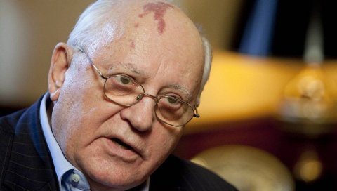 СУДБИНА АМЕРИКЕ ЈЕ ДОВЕДЕНА У ПИТАЊЕ: Горбачов предвиђа како ће изгледати геополитичка будућност планете СУДБИНА АМЕРИКЕ ЈЕ ДОВЕДЕНА У ПИТАЊЕ: Горбачов предвиђа како ће изгледати геополитичка будућност планете