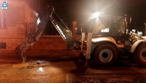 ЦЕЛОКУПНО ВОДОСНАБДЕВАЊЕ у Зрењанину пребачено на постројење за пречишћавање питке воде ЦЕЛОКУПНО ВОДОСНАБДЕВАЊЕ у Зрењанину пребачено на постројење за пречишћавање питке воде