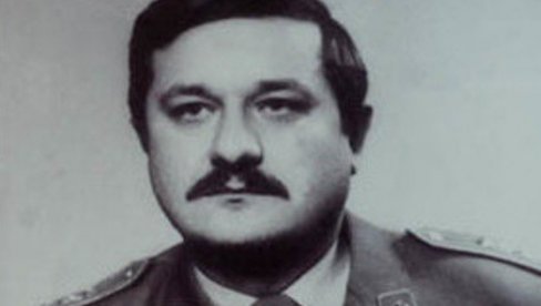 DA USTAŠAMA NE DAM BEDENIK I DA VI OSTANETE ŽIVI Navršava se 32 godine od herojskih pogibija majora Tepića i vojnika Stojadina Mirkovića DA USTAŠAMA NE DAM BEDENIK I DA VI OSTANETE ŽIVI Navršava se 32 godine od herojskih pogibija majora Tepića i vojnika Stojadina Mirkovića
