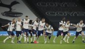TOTENHEM SLAVIO POSLE PENALA U LIGA KUPU: Novi neuspeh Čelsija, pogodio Verner (VIDEO) TOTENHEM SLAVIO POSLE PENALA U LIGA KUPU: Novi neuspeh Čelsija, pogodio Verner (VIDEO)