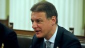КОРОНОМ ЗАРАЖЕН ПРЕДСЕДНИК ХРВАТСКОГ САБОРА: Горан Јандроковић у самоизолацији КОРОНОМ ЗАРАЖЕН ПРЕДСЕДНИК ХРВАТСКОГ САБОРА: Горан Јандроковић у самоизолацији