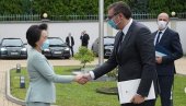 АЛЕКСАНДАР ВУЧИЋ И ЧЕН БО: На прослави 71. годишњице оснивања НР Кине АЛЕКСАНДАР ВУЧИЋ И ЧЕН БО: На прослави 71. годишњице оснивања НР Кине