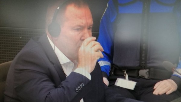 ИСТРАГА ПОТВРДИЛА ОПТУЖБЕ: Гуцати и Харадинај пред судом у Хагу ИСТРАГА ПОТВРДИЛА ОПТУЖБЕ: Гуцати и Харадинај пред судом у Хагу