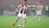 ZA NJEGA SU RATOVALI ZVEZDA I PARTIZAN: Danas nastupa u sedmom rangu srpskog fudbala (FOTO) ZA NJEGA SU RATOVALI ZVEZDA I PARTIZAN: Danas nastupa u sedmom rangu srpskog fudbala (FOTO)
