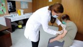 ZAŠTITA ZA OSETLJIVE: Počela imunizacija od gripa zdravstveno ugroženih grupa ZAŠTITA ZA OSETLJIVE: Počela imunizacija od gripa zdravstveno ugroženih grupa