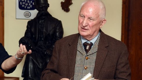 ĆERKINI SNOVI U STIHU: Predstavljena nova knjiga Matije Bećkovića LJudmiline pesme, u izdanju SKZ ĆERKINI SNOVI U STIHU: Predstavljena nova knjiga Matije Bećkovića LJudmiline pesme, u izdanju SKZ