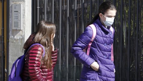 ВИШЕ ОД МИЛИОН ДЕЦЕ ЗАРАЖЕНО КОРОНОМ: Суморна статистика у Америци, хитна потреба да се прикупи што више података ВИШЕ ОД МИЛИОН ДЕЦЕ ЗАРАЖЕНО КОРОНОМ: Суморна статистика у Америци, хитна потреба да се прикупи што више података