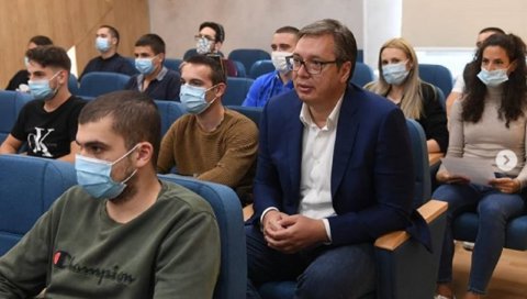 ПРВЕ РЕЧИ ПРЕДСЕДНИКА СРБИЈЕ након поласка на Високу тренерску школу ПРВЕ РЕЧИ ПРЕДСЕДНИКА СРБИЈЕ након поласка на Високу тренерску школу