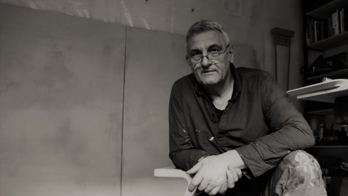 IZLOŽBA SAŠE PANČIĆA U GALERIJI B2: Uzbudljive tajne nedogleda IZLOŽBA SAŠE PANČIĆA U GALERIJI B2: Uzbudljive tajne nedogleda