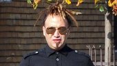 РАСТА ОТВОРЕНО О ОДНОСУ СА ВЕЉОМ НЕВОЉОМ: Репер открио и како су се упознали РАСТА ОТВОРЕНО О ОДНОСУ СА ВЕЉОМ НЕВОЉОМ: Репер открио и како су се упознали