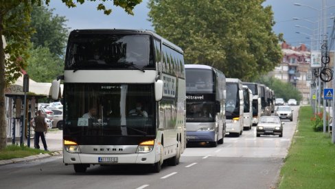 ГДЕ ЋЕ СРБИ ЗА УСКРС И ПРВИ МАЈ? Смештаји на планинама и у бањама скоро пуни, путује се и у – Египат ГДЕ ЋЕ СРБИ ЗА УСКРС И ПРВИ МАЈ? Смештаји на планинама и у бањама скоро пуни, путује се и у – Египат