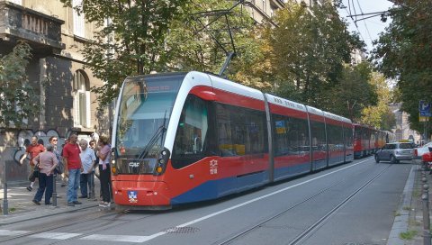 КАРТЕ И У ШКОЛАМА: Од септембра за средњошколце који нису извадили карту за превоз КАРТЕ И У ШКОЛАМА: Од септембра за средњошколце који нису извадили карту за превоз