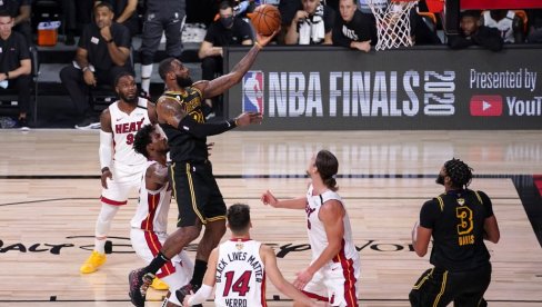 NBA: Lejkersi stigli na pola puta, oslabljeni Majami nemoćan NBA: Lejkersi stigli na pola puta, oslabljeni Majami nemoćan