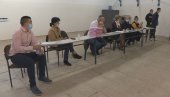 ПОНОВЉЕНИ ЛОКАЛНИ ИЗБОРИ У ШАПЦУ: До 15 часова гласало 25,87 бирача ПОНОВЉЕНИ ЛОКАЛНИ ИЗБОРИ У ШАПЦУ: До 15 часова гласало 25,87 бирача