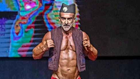НИЖЕ СПОРТОВЕ И ТИТУЛЕ: Раде Пантић (56), из Јагодине, петоструки државни и двоструки светски шампион у боди-билдингу, у категорији сениора НИЖЕ СПОРТОВЕ И ТИТУЛЕ: Раде Пантић (56), из Јагодине, петоструки државни и двоструки светски шампион у боди-билдингу, у категорији сениора