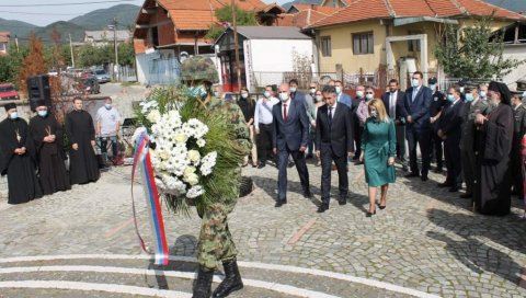 И ЖРТВАМА СУ ПОКАЗАЛИ КАКО СЕ ВОЛИ ЗЕМЉА: Свечано обележен Дан ослобођења Врања И ЖРТВАМА СУ ПОКАЗАЛИ КАКО СЕ ВОЛИ ЗЕМЉА: Свечано обележен Дан ослобођења Врања