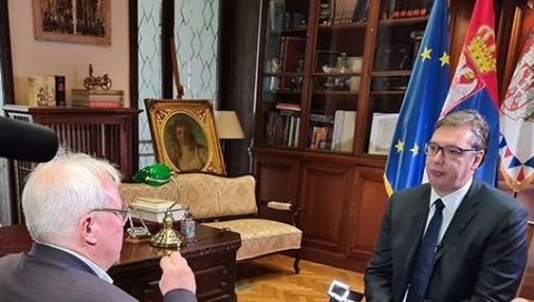 РАЗГОВОР СА ПРИЈАТЕЉИМА ИЗ АУСТРИЈЕ: Вучић дао интервју за Клајне цајтунг РАЗГОВОР СА ПРИЈАТЕЉИМА ИЗ АУСТРИЈЕ: Вучић дао интервју за Клајне цајтунг