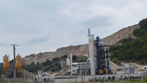 БАНДЕРЕ ИМ ЗАМЕЊУЈУ ШЉИВЕ И ВРЉИКЕ: Анкета о струји потврдила дневне муке грађана и привредника БАНДЕРЕ ИМ ЗАМЕЊУЈУ ШЉИВЕ И ВРЉИКЕ: Анкета о струји потврдила дневне муке грађана и привредника