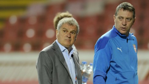 TUMBAKOVIĆ BESAN: Zašto samo negativne misli? TUMBAKOVIĆ BESAN: Zašto samo negativne misli?