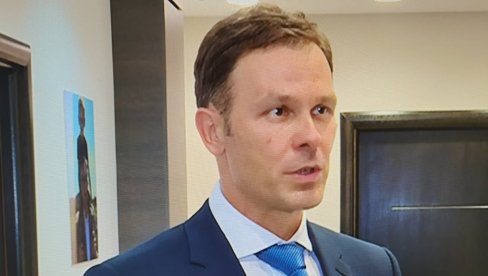 „БИО ЈЕ ГЛАС РАЗУМА И МИРА“ Министар Мали се опростио од патријарха Иринеја „БИО ЈЕ ГЛАС РАЗУМА И МИРА“ Министар Мали се опростио од патријарха Иринеја