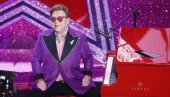 ELTON DŽON KREĆE NA OPROŠTAJNU TURNEJU: Pevač zakazao još 30 koncerata ELTON DŽON KREĆE NA OPROŠTAJNU TURNEJU: Pevač zakazao još 30 koncerata
