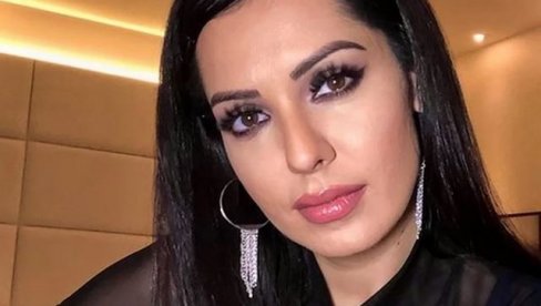 НЕПРЕПОЗНАТЉИВА: Тања Савић објавила фотографију којом је одушевила све пратиоце - нећете веровати како изгледа сада (ФОТО) НЕПРЕПОЗНАТЉИВА: Тања Савић објавила фотографију којом је одушевила све пратиоце - нећете веровати како изгледа сада (ФОТО)