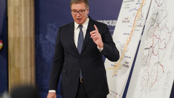 У МОМ БЛОКУ О ЧЕН БО ПИШЕ: Шта је то записао Вучић што ће изузетно значити нашој земљи? У МОМ БЛОКУ О ЧЕН БО ПИШЕ: Шта је то записао Вучић што ће изузетно значити нашој земљи?