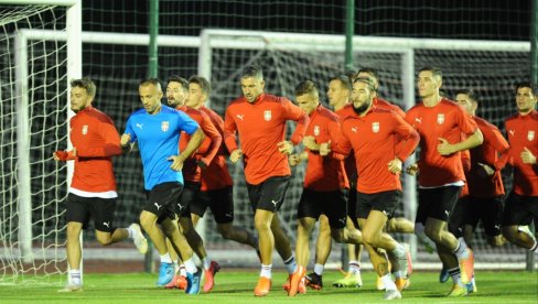 NORVEŠKA ČEKA SRBIJU PRED NAVIJAČIMA: Fudbalski savez saopštio koliko će ih biti NORVEŠKA ČEKA SRBIJU PRED NAVIJAČIMA: Fudbalski savez saopštio koliko će ih biti