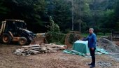IZLETIŠTU STARI SJAJ: Gradonačelnik Čačka obišao radove na Aetoničkom vrelu IZLETIŠTU STARI SJAJ: Gradonačelnik Čačka obišao radove na Aetoničkom vrelu