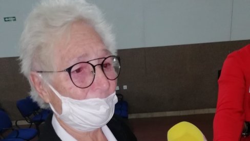 ОДЛИКОВАЊЕ ЗА МАЈКУ ДЕСУ: Српска не заборавља хероје, девет породица погинулих бораца добили медаље (ФОТО) ОДЛИКОВАЊЕ ЗА МАЈКУ ДЕСУ: Српска не заборавља хероје, девет породица погинулих бораца добили медаље (ФОТО)