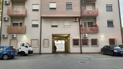 FOTOGRAFIJE MESTA ZLOČINA U PANČEVU: Ovde su pronađena tela Marije i Milana, sumnja se na ubistvo i samoubistvo (FOTO/VIDEO) FOTOGRAFIJE MESTA ZLOČINA U PANČEVU: Ovde su pronađena tela Marije i Milana, sumnja se na ubistvo i samoubistvo (FOTO/VIDEO)