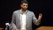 DA IM BOG DA SNAGE: Šapić uputio Vučiću i njegovim roditeljima reči podrške DA IM BOG DA SNAGE: Šapić uputio Vučiću i njegovim roditeljima reči podrške