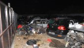 КРАЛИ КОЛА И ВОЗИЛИ СЕ ПО ВОЈВОДИНИ? Ухапшени због крађе кола и дроге и и експлозива КРАЛИ КОЛА И ВОЗИЛИ СЕ ПО ВОЈВОДИНИ? Ухапшени због крађе кола и дроге и и експлозива