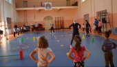 ДРУЖЕЊЕ МАЛИШАНА УЗ ИГРУ: Предшколска установа у Сомбору у знаку „Дечjе недеље“ ДРУЖЕЊЕ МАЛИШАНА УЗ ИГРУ: Предшколска установа у Сомбору у знаку „Дечjе недеље“