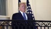 ДЕМОКРАТЕ НАПАЛЕ ТРАМПА: Наплаћивао тајној служби смештај у свом хотелу и до 300 одсто више ДЕМОКРАТЕ НАПАЛЕ ТРАМПА: Наплаћивао тајној служби смештај у свом хотелу и до 300 одсто више