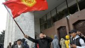 ВАКУУМ ВЛАСТИ У КИРГИСТАНУ: Затворене границе из безбедносних разлога ВАКУУМ ВЛАСТИ У КИРГИСТАНУ: Затворене границе из безбедносних разлога