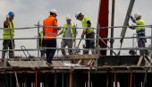 У КОРОНИ МАЊЕ ПЛАТЕ: Петина младих радника тврди да је закинута током епидемије У КОРОНИ МАЊЕ ПЛАТЕ: Петина младих радника тврди да је закинута током епидемије