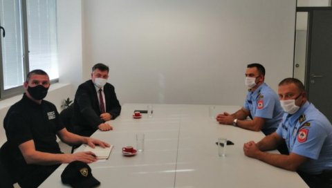 САРАДЊА ЈАЧА БЕЗБЕДНОСТ: Шеховац посетио затвор Босне и Херцеговине САРАДЊА ЈАЧА БЕЗБЕДНОСТ: Шеховац посетио затвор Босне и Херцеговине