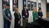 ТРИ ИЗЛОЖБЕ ОБЕЛЕЖИЛЕ ЈУБИЛЕЈ: У Лесковцу отворен 10. Самит фотографа бивше Југославије ТРИ ИЗЛОЖБЕ ОБЕЛЕЖИЛЕ ЈУБИЛЕЈ: У Лесковцу отворен 10. Самит фотографа бивше Југославије