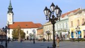 ПРИЗНАЊЕ ПРОСВЕТНИМ РАДНИЦИМА АВРАМ МРАЗОВИЋ: Градска управа Сомбор расписала конкурс ПРИЗНАЊЕ ПРОСВЕТНИМ РАДНИЦИМА АВРАМ МРАЗОВИЋ: Градска управа Сомбор расписала конкурс