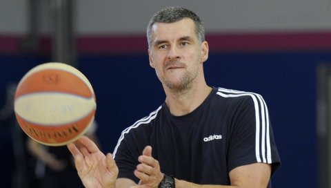 БИВШИ ТРЕНЕР ПАРТИЗАНА ИМА НОВИ КЛУБ: Владе Јовановић поново ради у Србији