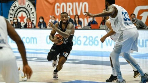 KORONA KROJI PARTIZANOVU GRUPU: Još jedan meč Evrokupa odložen KORONA KROJI PARTIZANOVU GRUPU: Još jedan meč Evrokupa odložen
