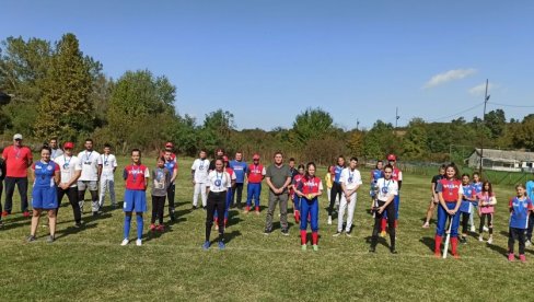 SOFTBOL IZNAD KORONE: Održan 14. Trofej Beograda SOFTBOL IZNAD KORONE: Održan 14. Trofej Beograda