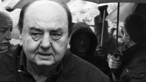 ОНИ КОЈИ СУ ГА ВОЛЕЛИ МОЋИ ЋЕ ДА СЕ ОПРОСТЕ ОД ЊЕГА Ево када ће и где Бора Дрљача бити испраћен на вечни починак ОНИ КОЈИ СУ ГА ВОЛЕЛИ МОЋИ ЋЕ ДА СЕ ОПРОСТЕ ОД ЊЕГА Ево када ће и где Бора Дрљача бити испраћен на вечни починак
